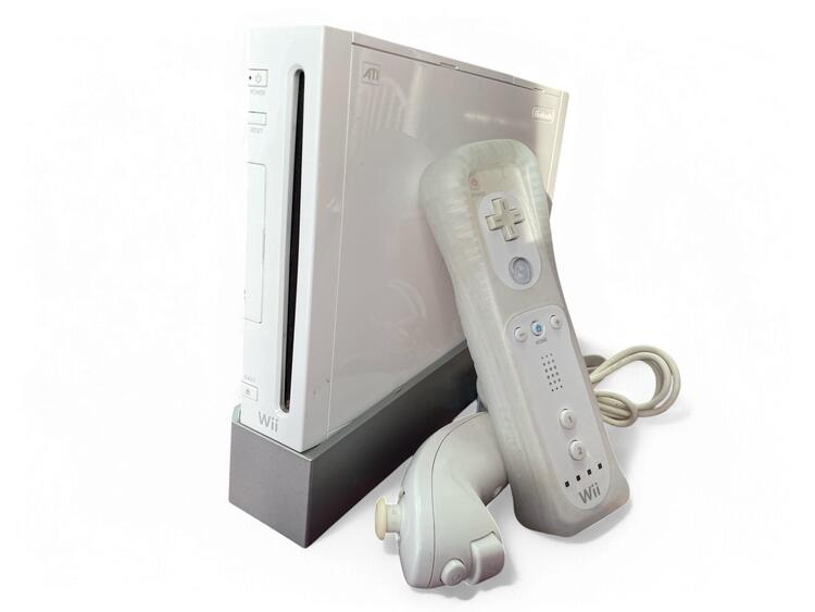 Nintendo Wii White Console System - Model 1 (usagé)