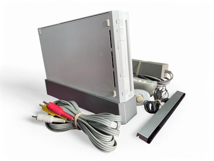 Nintendo Wii White Console System - Model 1 (usagé)