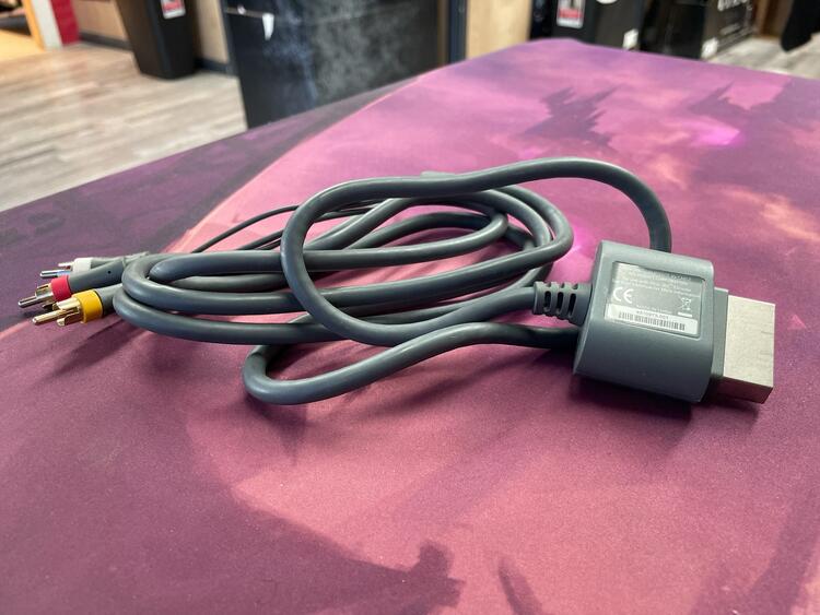 Microsoft - Official Audio/Video Cable for Xbox 360 fat / slim (Model 1 and 2) (used)