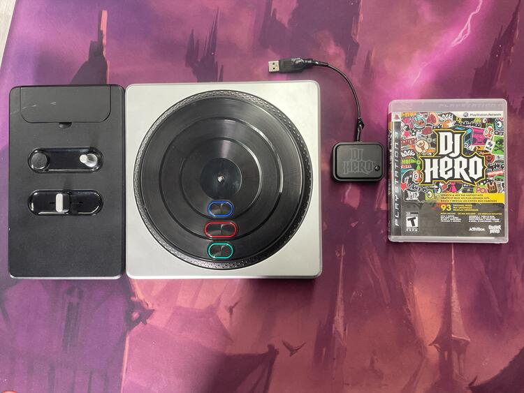 DJ Hero Bundle With Dongle - Tested & Working (usagé)