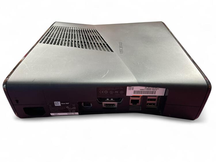 Microsoft Xbox 360 Console Model 2 SLIM - 250GB (Tested & Working) (used)