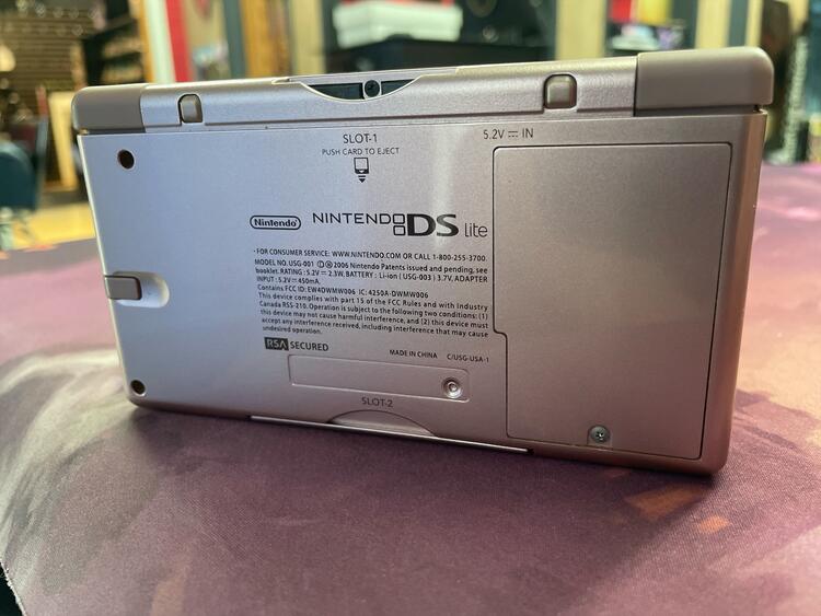 Nintendo DS Lite System Console USG-001 (Tested & Working Very Good Condition) (used)