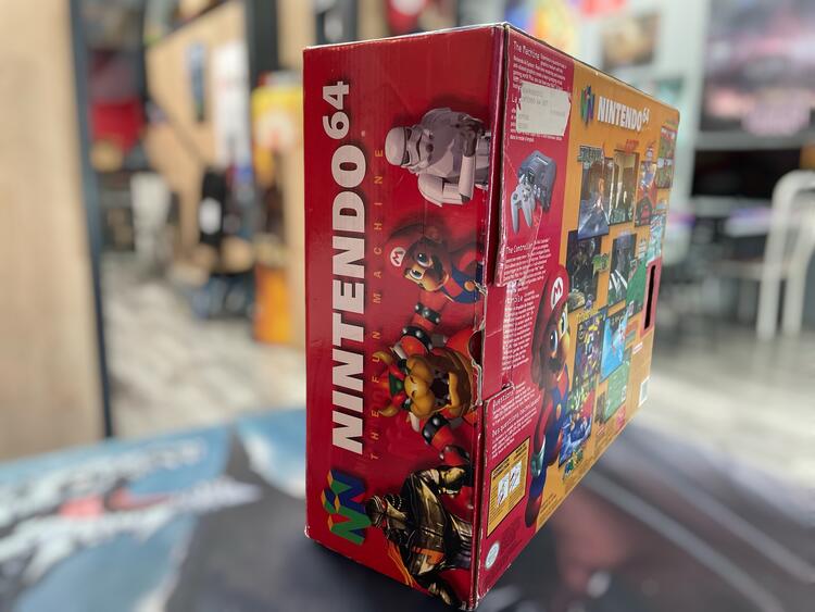 Nintendo 64 Home Console System Complete in Box With Very Tight Original Joystick (used)