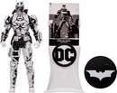 McFarlane - Gold Label Collection  -  Figurine action de 17.8cm  -  DC Multiverse  -  Justice League The Amazo Virus  -  Hazmat Suit Batman Sketch Edition