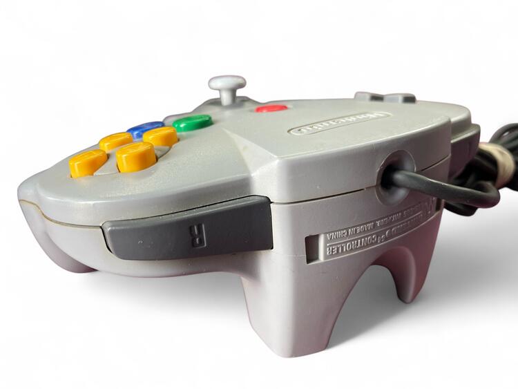 Nintendo 64 Japanese Home Console System Complete in Box With Tight Original Joystick (used)