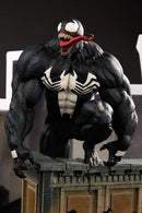 McFarlane Toys - Figurine Statue de 30cm With Comic Book  -  Marvel Venom Inspired by Venom Issue