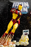 McFarlane Toys - Figurine Statue de 30cm With Comic Book  -  Marvel Iron Man Inspired by Iron Man Issue