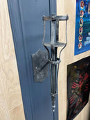 Suporte para Vela Medieval em Ferro Forjado Gótico Sólido