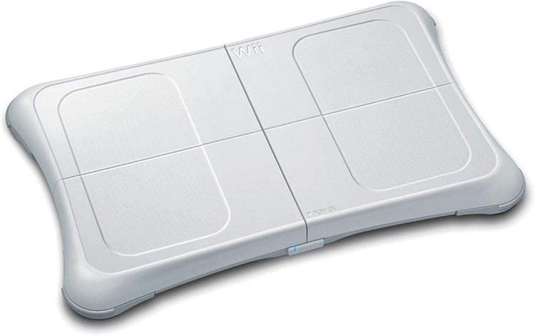 Nintendo - Official Wii Balance Board with Wii fit (Box and booklet not included) (used)