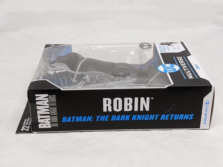McFarlane - Figurine action de 17.8cm  -  DC Multiverse  -  Batman: The Dark knight returns  -  Robin édition Platinum