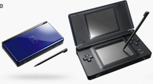 Nintendo DS Lite - Black & Cobalt Blue (Box like new and booklet included) (used)