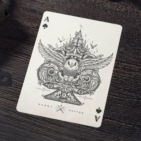 Theory11 - Harry Potter Premium Playing Cards