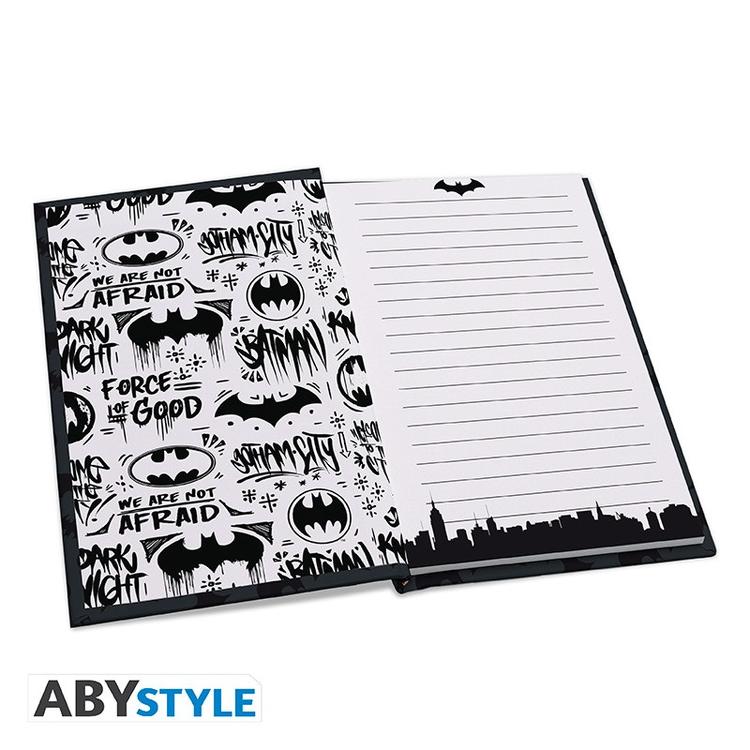 ABYstyle - Coffret Cadeau avec Tasse de 400 ml + broche + cahier de note  -  DC Comics Batman