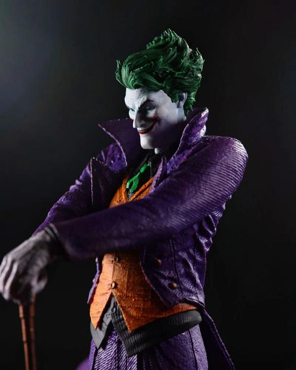 McFarlane - DC Direct - Figurine statue de 20cm  -  The Joker Purple craze par Guillem March