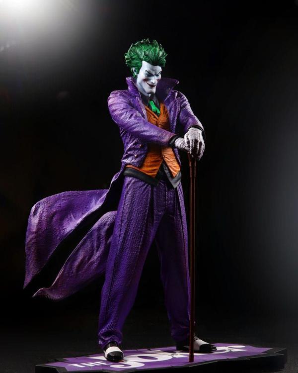 McFarlane - DC Direct - Figurine statue de 20cm  -  The Joker Purple craze par Guillem March