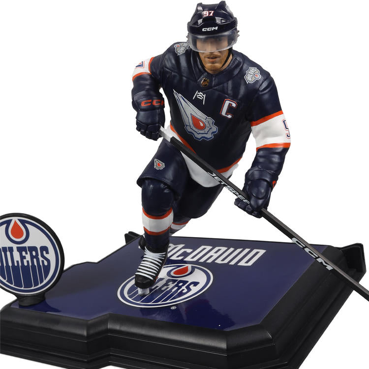 McFarlane - Gold Label collection  -  Figurine statue de 17.8cm  -  NHL Hockey  -  Oilers  -  McDavid 97