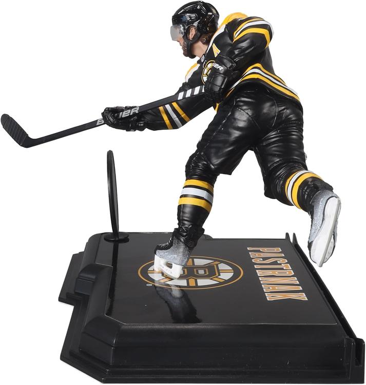 McFarlane - Figurine statue de 17.8cm  -  NHL Hockey  -  Bruins de Boston  -  Pastrnak 88